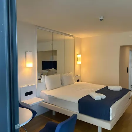 Seaview Suite With Panoramic View Batumi Exterior photo