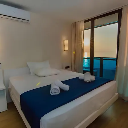 Seaview Suite With Panoramic View Batumi Exterior photo